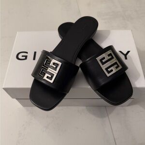 Givenchy ladies 4G black slides, size 40, goat leather